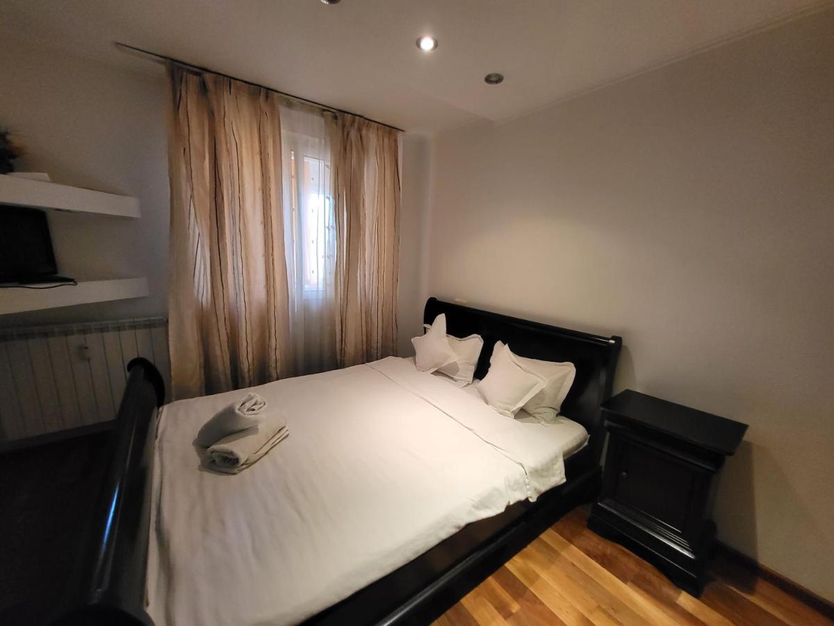 Baba Novac Apartment Bucarest Esterno foto